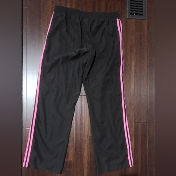 Women's Adidas pants size Large - Picture 2 of 4